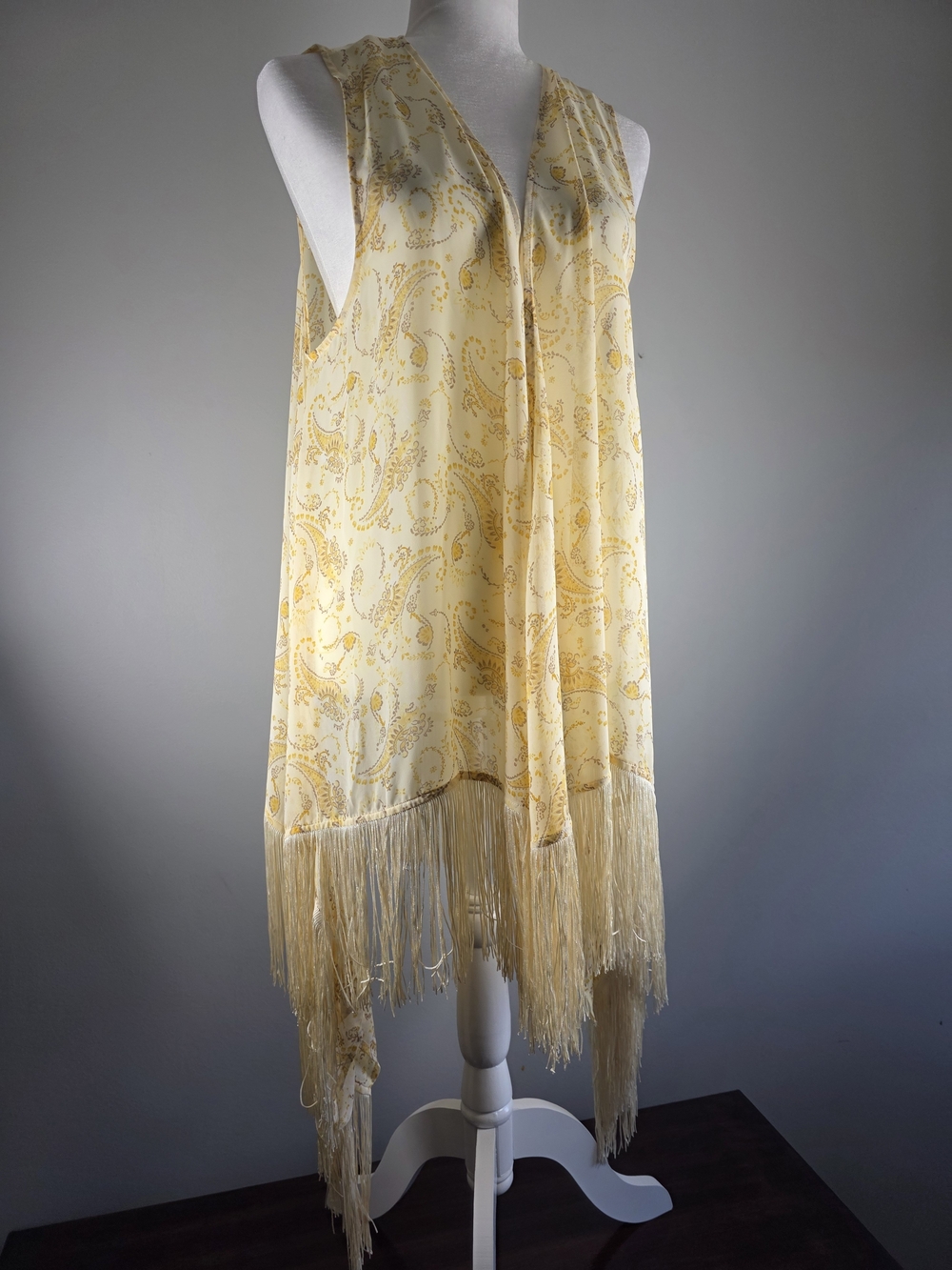 Cato Women’s XL Cream Yellow Paisley Fringe Boho Vest